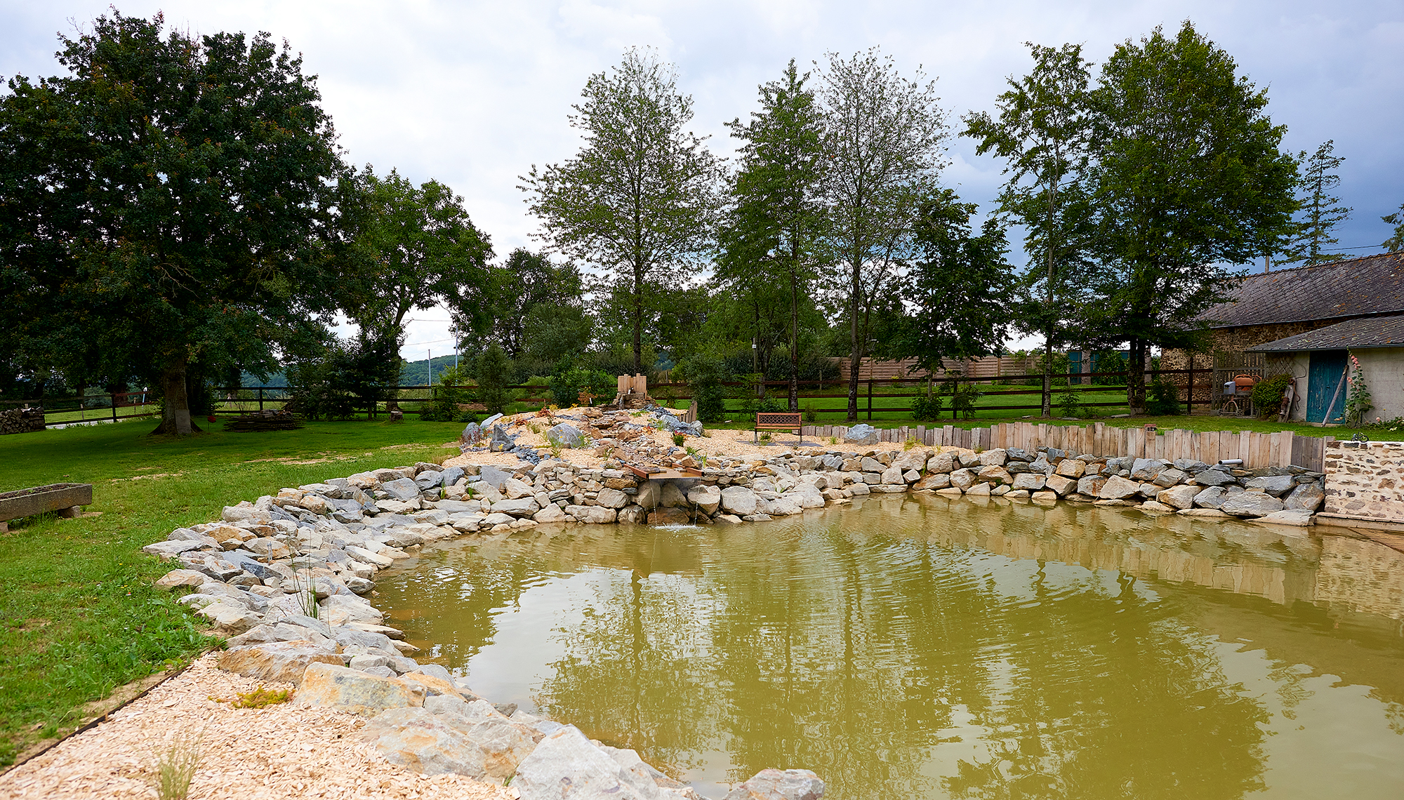 Au Cœur des Jardins, spécialiste des aménagements aquatiques en Mayenne